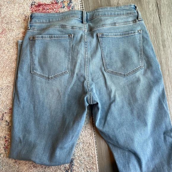 Womens Old Navy High Rise Straight Size 12 - Picture 3 of 3